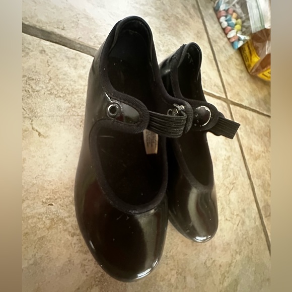 Girls bloch tap shoes - Picture 2 of 5